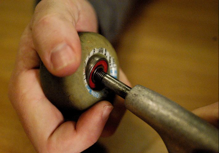 how to get skateboard bearings out of wheels