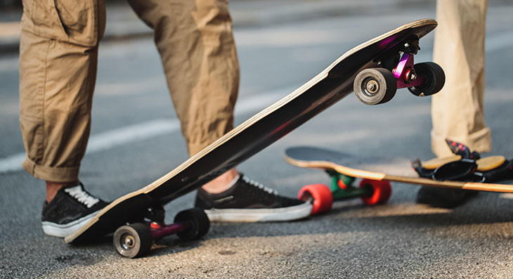 How To Ride A Longboard For Beginners – The Basics